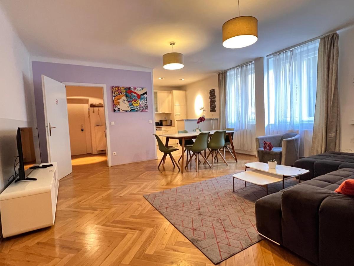 Exclusive Apartment Center Wina Bagian luar foto